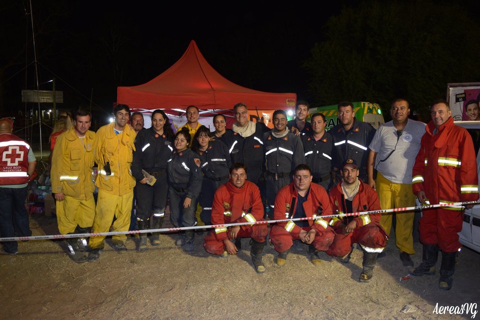 Notas  Sociedad  ¨Un día fuimos todos Bomberos 